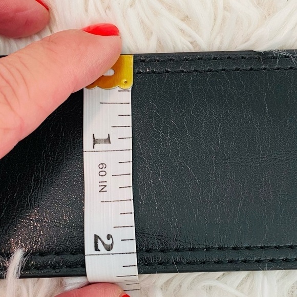 Black 2.25” Wide Belt Gold buckle 32” up to 36” - Picture 3 of 9